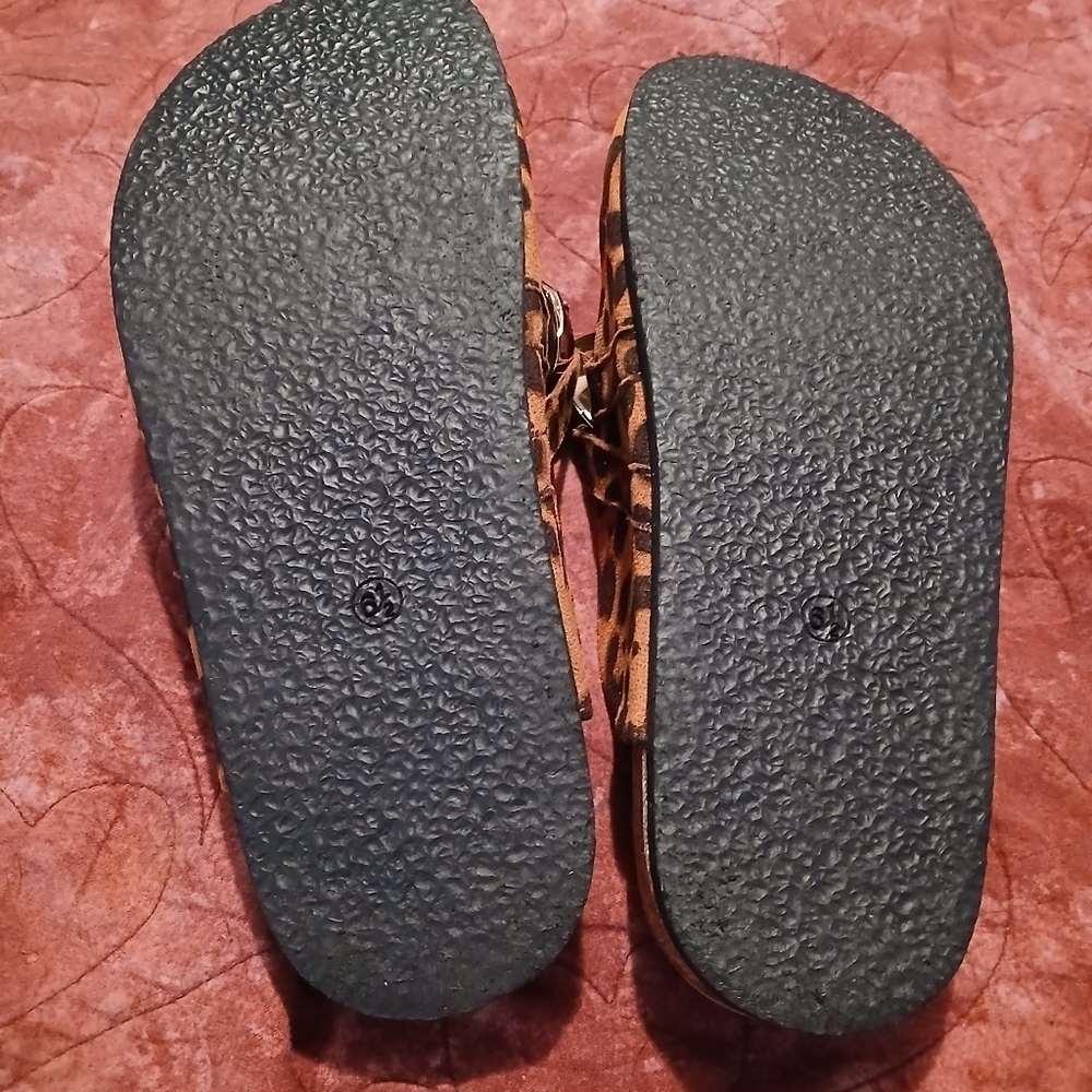 Unbranded Ladies NWOT leopard Print Sandals. Size 6.5 - Picture 5 of 6